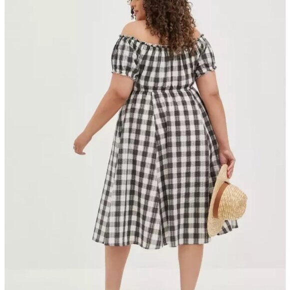 Torrid Peasant Midi Dress 1X Seersucker Black White Gingham Milkmaid Cottage - Picture 4 of 11